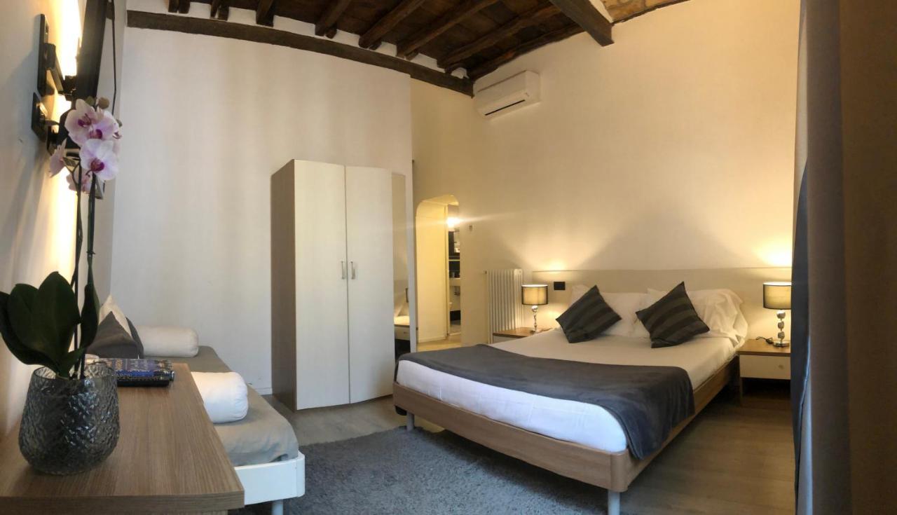 Giuturna Boutique Hotel Рим Екстериор снимка