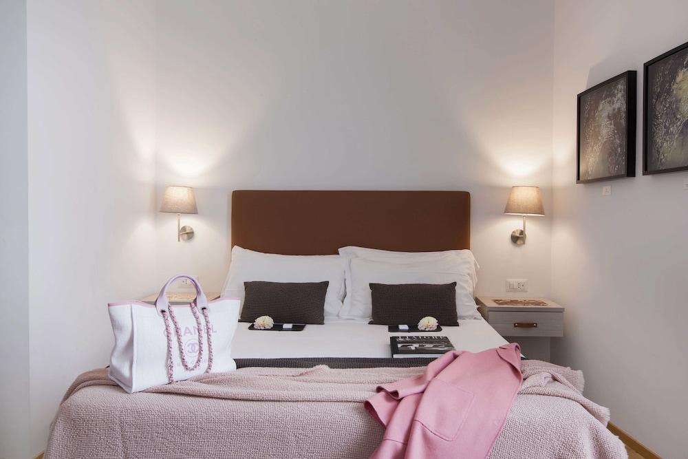 Giuturna Boutique Hotel Рим Екстериор снимка