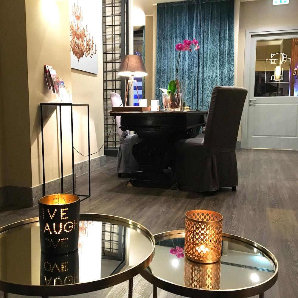 Giuturna Boutique Hotel Рим Екстериор снимка