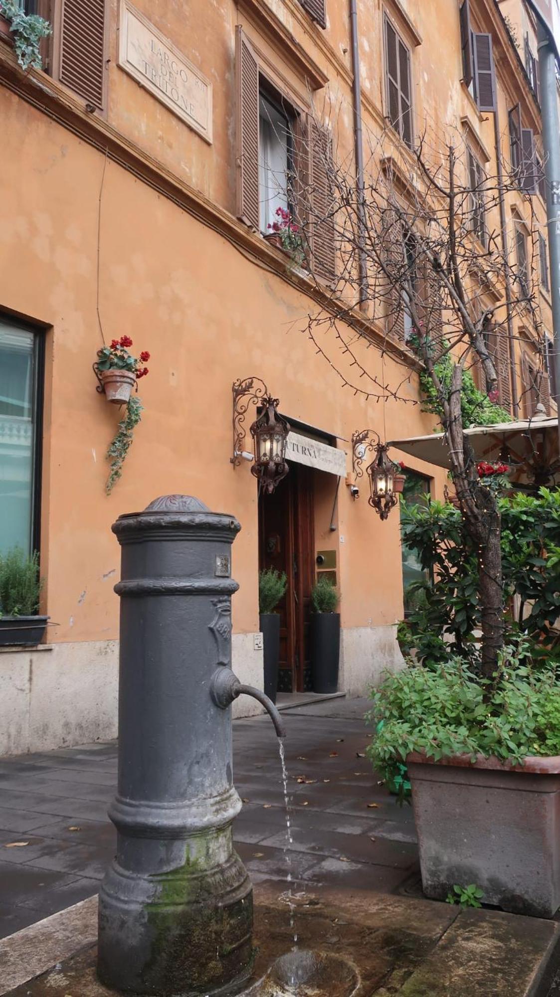 Giuturna Boutique Hotel Рим Екстериор снимка